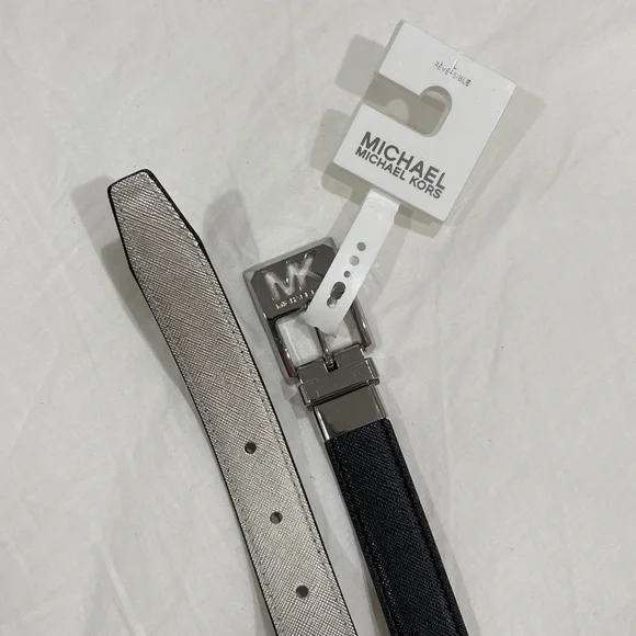🆕 MICHAEL KORS reversible belt - Picture 2 of 5